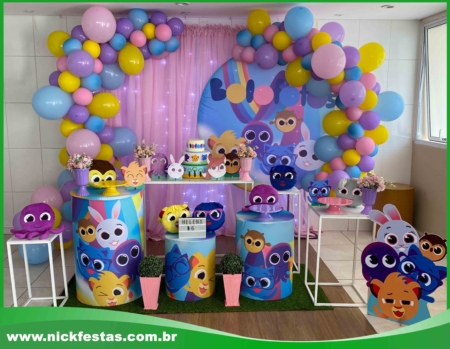 Decoração infantil com Cilindros Bolofofos Rosa