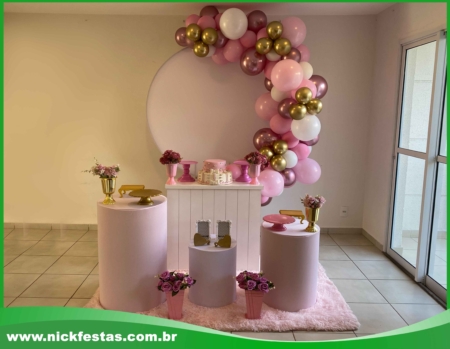 Decoração de Festa Infantil Com Cilindros Locação de decoração infantil Nick Festas. Consulte-nos para mais modelos e valores. Whatsapp (11) 96278-2078