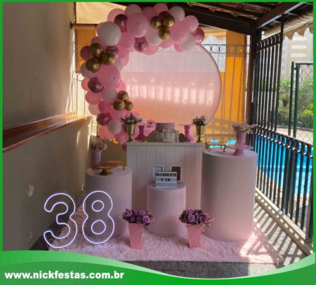 Decoração de Festa Rosa e Branco