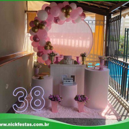Decoração de Festa Rosa e Branco