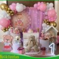 Decoração infantil ursinha rosa com balões rosa e painel personalizado na Freguesia do Ó SP.