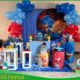 Decoração infantil do Sonic para aluguel em São Paulo, cenário completo para festa de aniversário com painel, mesa decorada e personagens. Nick Festas.