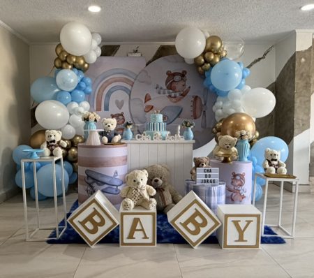 Decoração de festa para chá de bebê Ursinho Aviador